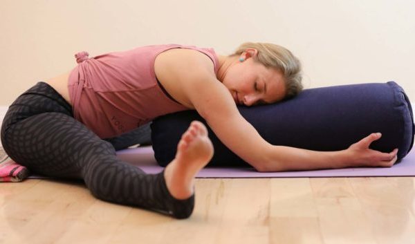 https://yogamedicine.com/wp-content/uploads/2019/09/ktp_allie_yoga_medicine-restorative-e1523419654493.jpg
